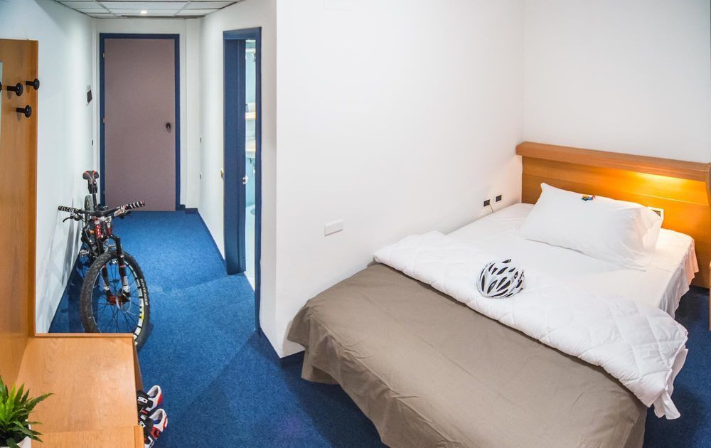 Fly Bike Hotel Тренто Экстерьер фото