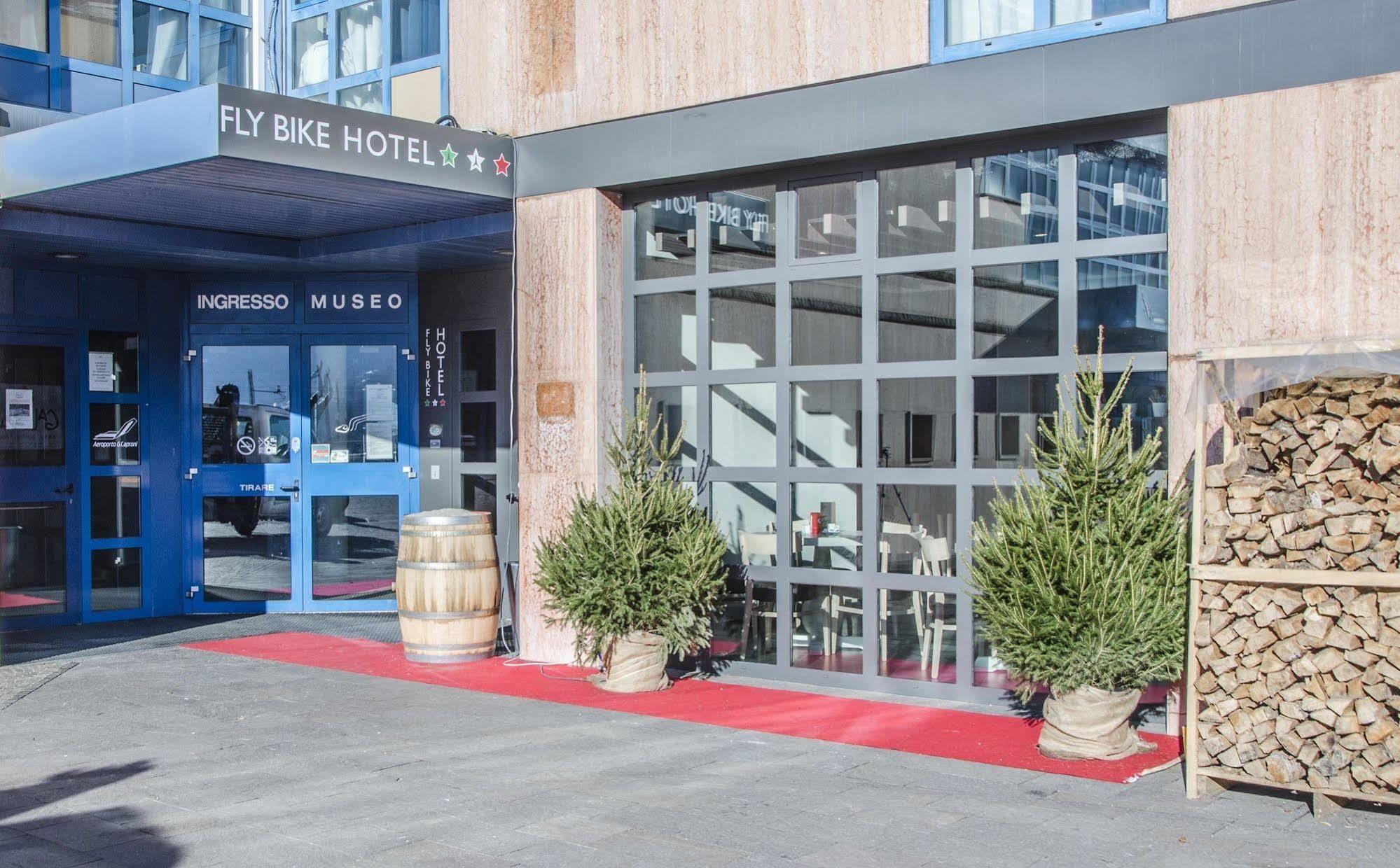Fly Bike Hotel Тренто Экстерьер фото